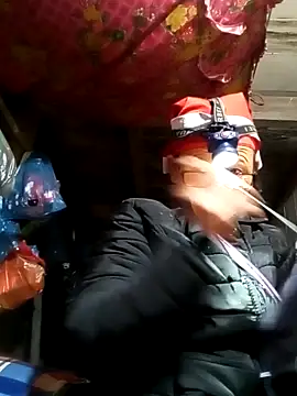 Snapshot of mama-cute chatting on 03.11.26 mama-cute online show from 03.11.26