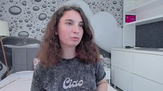 JosephineRows online show from 06.03.26