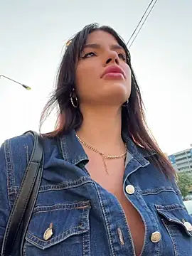 RaniaSnow online show from 07.19.26