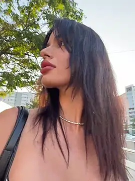 RaniaSnow online show from 07.24.26