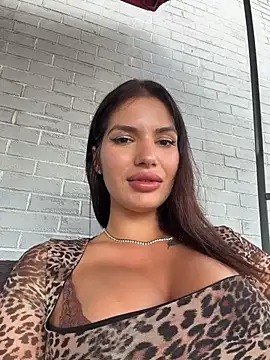 RaniaSnow online show from 07.28.26