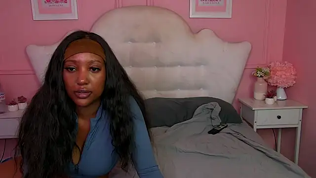 NyaraBuenoBabestationx online show from 07.06.26