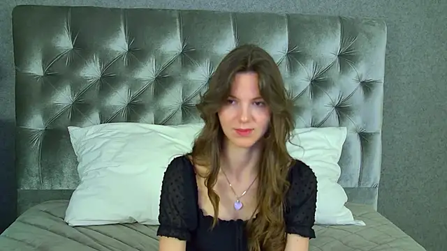 Snapshot of AmaliaLima chatting on 06.30.26 AmaliaLima online show from 06.30.26