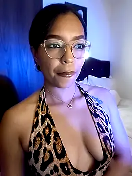 Snapshot of nathyjonees chatting on 07.23.26 nathyjonees online show from 07.23.26