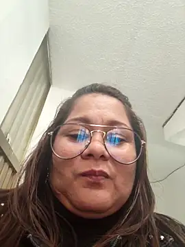 Lia taylor22 online show from 04.17.26