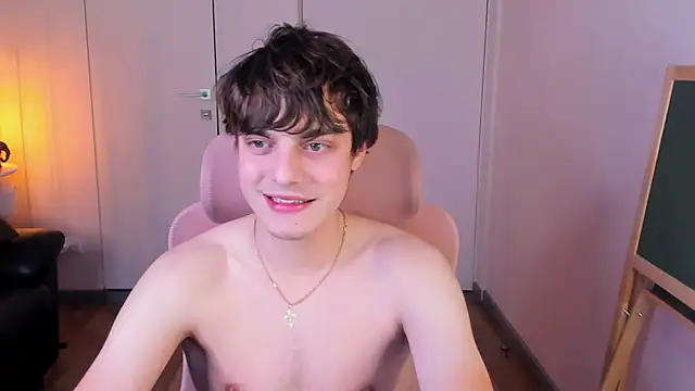 MaxVibee online show from 03.08.26