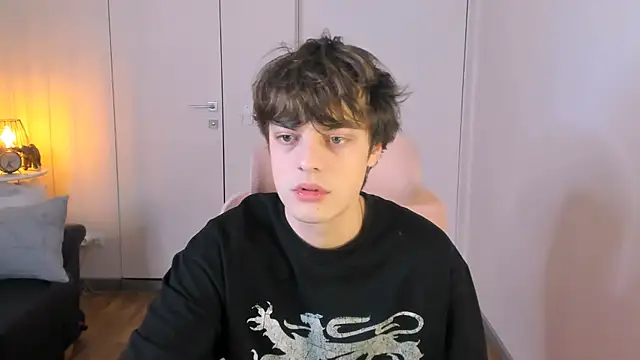 MaxVibee online show from 03.14.26