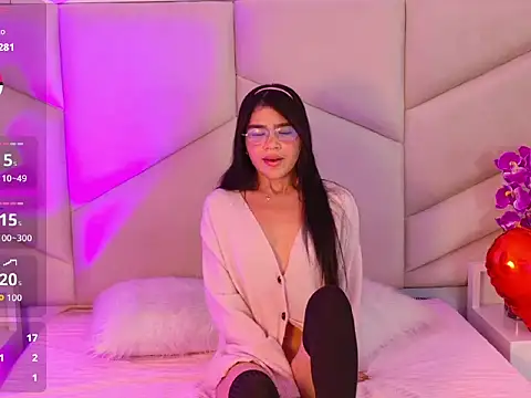 OliviaDiaz online show from 03.08.26