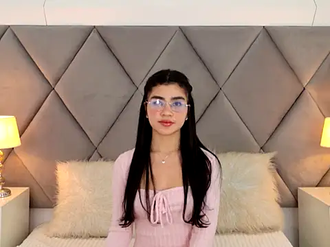 OliviaDiaz online show from 04.26.26