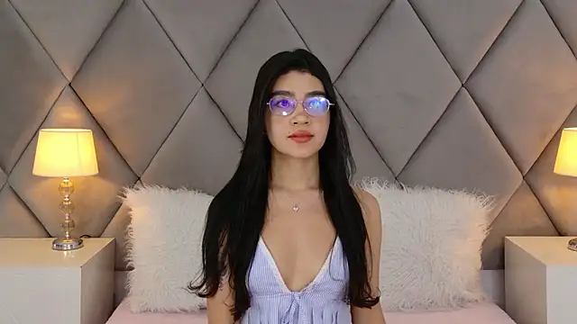OliviaDiaz online show from 04.30.26