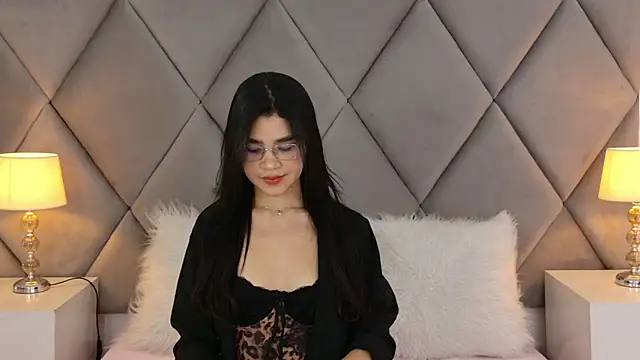 OliviaDiaz online show from 05.02.26