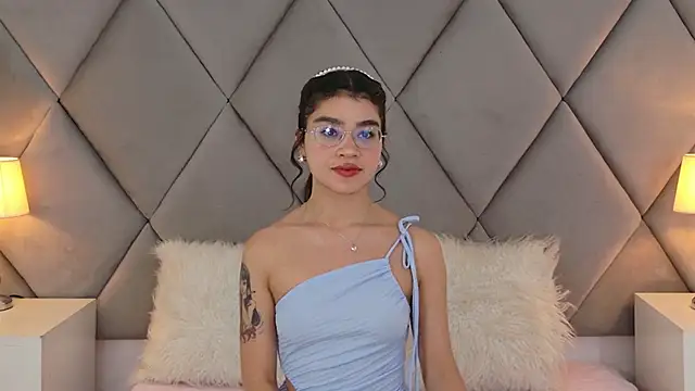 OliviaDiaz online show from 05.15.26