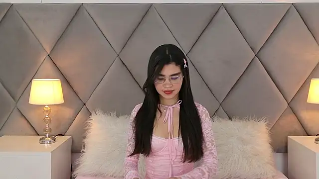 OliviaDiaz online show from 05.24.26