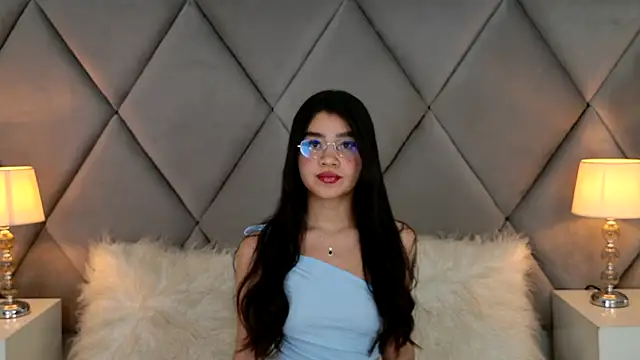 OliviaDiaz online show from 06.12.26