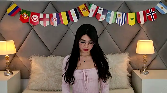 OliviaDiaz online show from 06.16.26