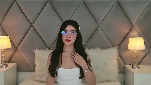 OliviaDiaz online show from 06.18.26