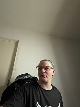 Darkzhor online show from 03.12.26