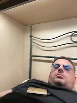 tonyboys19418 online show from 04.08.26