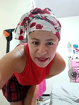 Snapshot of paolitalinda324 chatting on 03.12.26 paolitalinda324 online show from 03.12.26