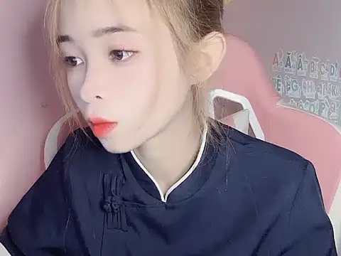 Odile068 online show from 03.11.26