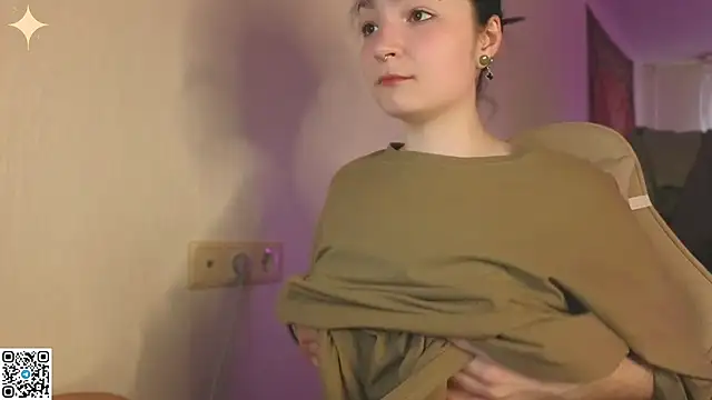 Luna Moon13 online show from 04.16.26