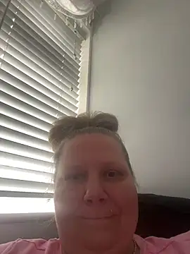 Snapshot of Miss_CurvyCharmaine chatting on 03.09.26 Miss CurvyCharmaine online show from 03.09.26