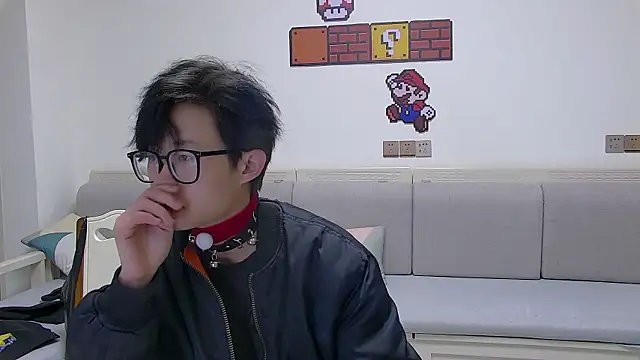 Chili-001 online show from 04.12.26