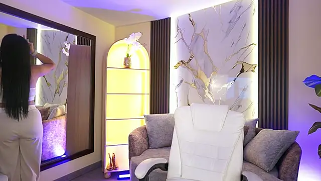 MarianCole online show from 03.10.26