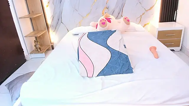 Damon Antonella online show from 03.08.26