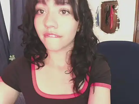 Katiieee online show from 05.07.26