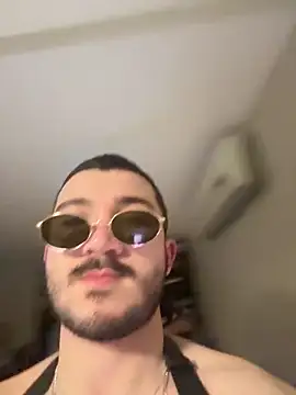 Snapshot of s_eren chatting on 03.24.26 s eren online show from 03.24.26