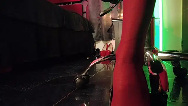 LadyIvanna online show from 07.14.26