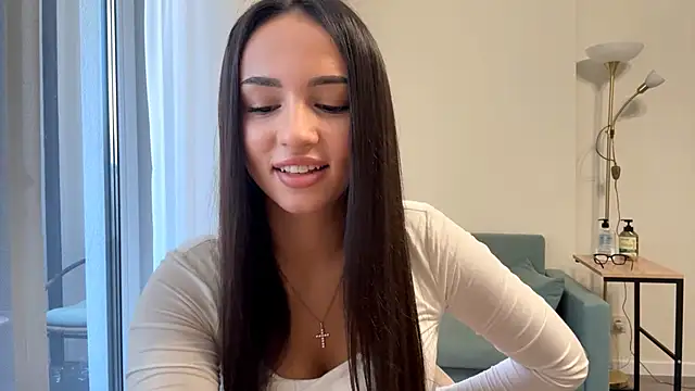 Snapshot of vixy_moon chatting on 04.10.26 vixy moon online show from 04.10.26