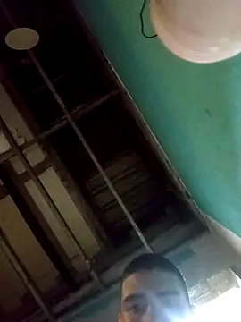 Snapshot of Toro18x4 chatting on 04.10.26 Toro18x4 online show from 04.10.26