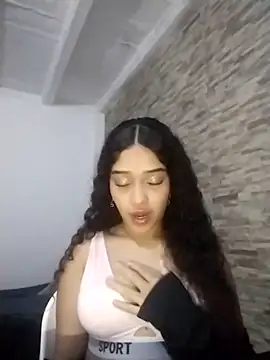 Snapshot of rouse_dance chatting on 03.25.26 rouse dance online show from 03.25.26