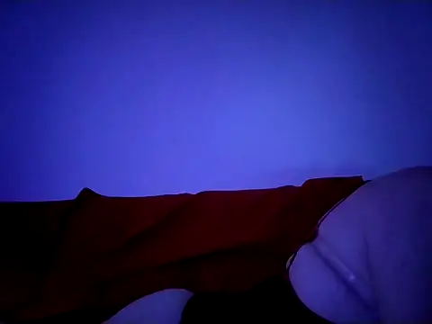biszexboy97 online show from 04.13.26