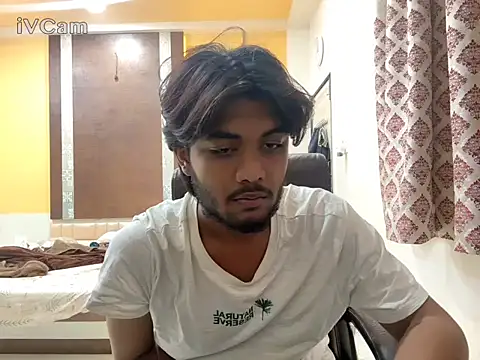 seducing boi online show from 03.12.26