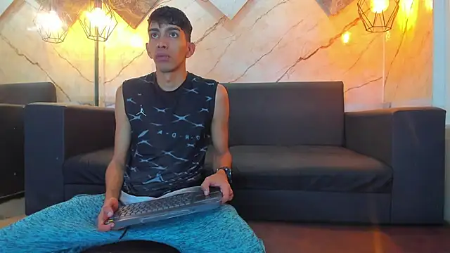 Angelo Blessed online show from 06.17.26