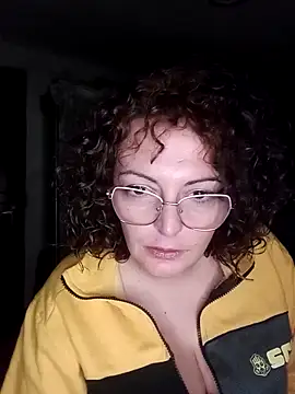 Snapshot of gloww877 chatting on 03.23.26 gloww877 online show from 03.23.26