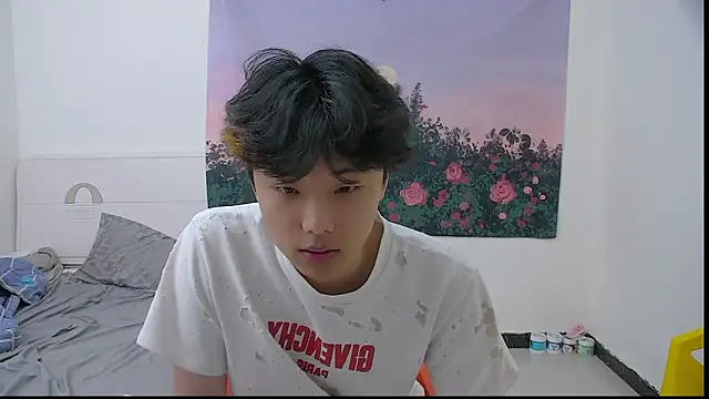 icecream-002 online show from 05.08.26