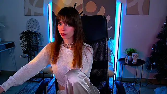 Snapshot of RoseWest chatting on 03.11.26 RoseWest online show from 03.11.26