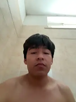 uunico22anni online show from 04.27.26