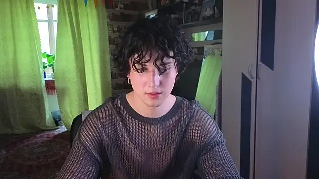 AdrianChill online show from 05.05.26