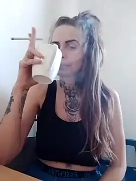 Snapshot of sashasassygfexp chatting on 04.04.26 sashasassygfexp online show from 04.04.26