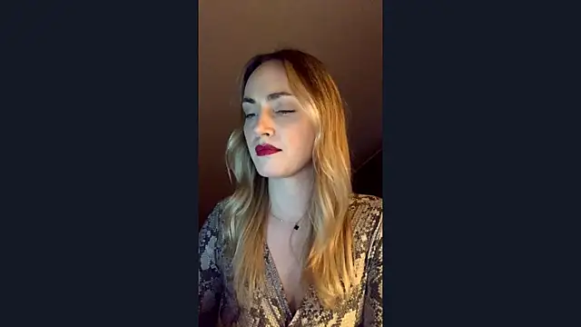 ScarlettSensitive online show from 03.11.26