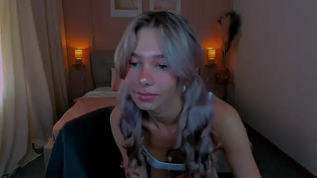 Snapshot of LuluAlis chatting on 07.09.26 LuluAlis online show from 07.09.26
