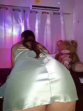 Foxylisaflores online show from 06.24.26
