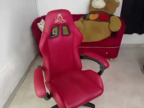 Shopie hard m online show from 03.18.26