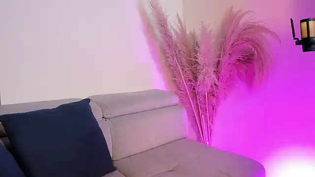 Farah Stone online show from 03.13.26