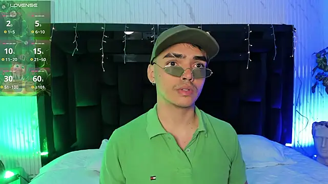 NicoKinggs  online show from 03.17.26